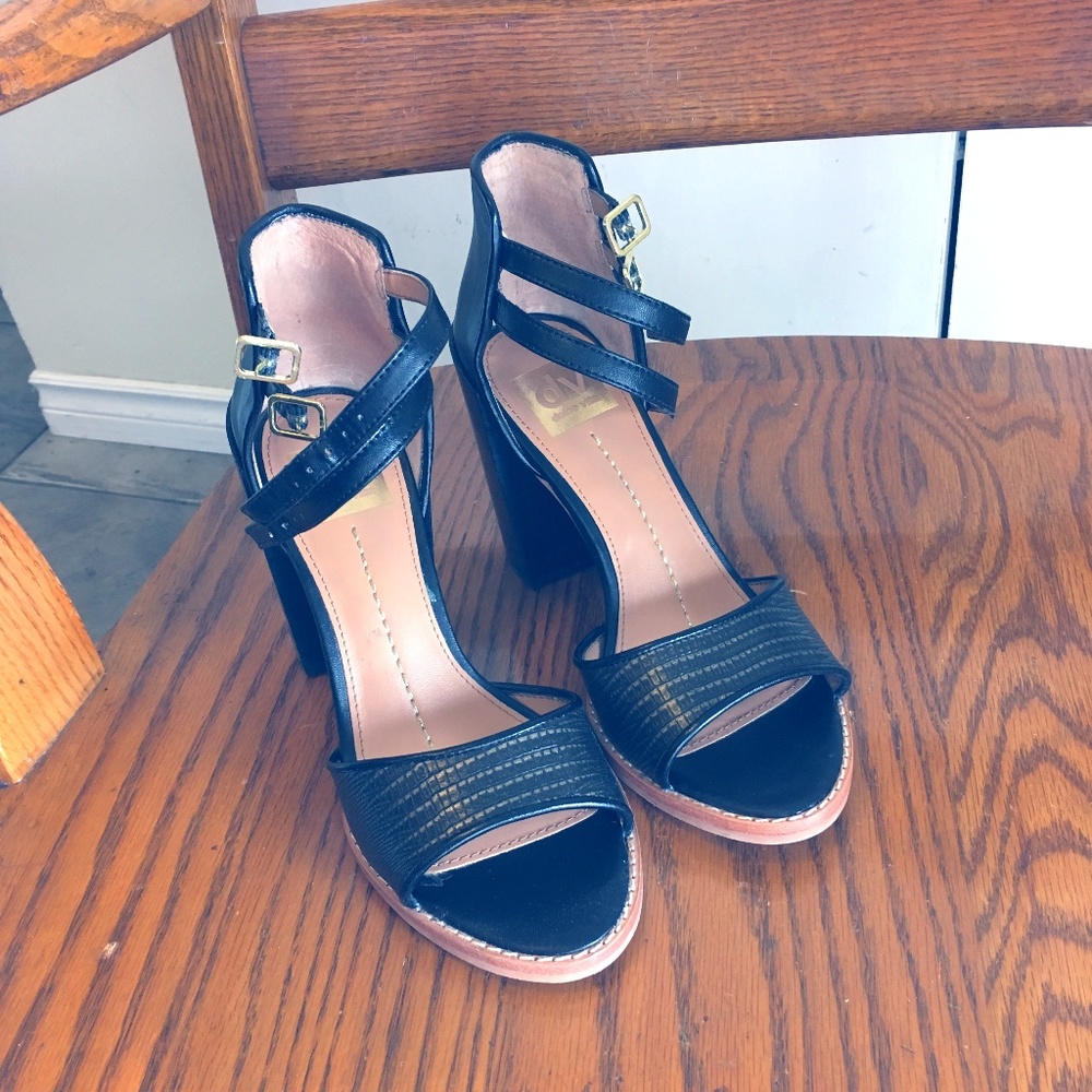 DOLCE VITA "Marynn" size 7